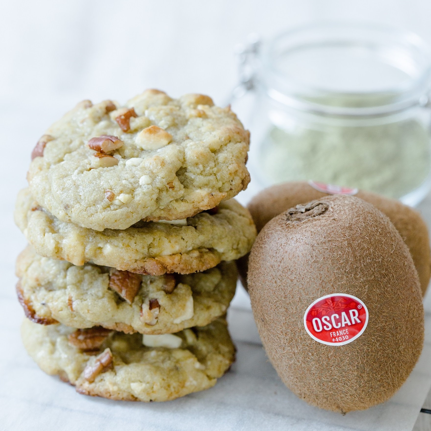 Matcha cookies with Oscar® kiwi fruits