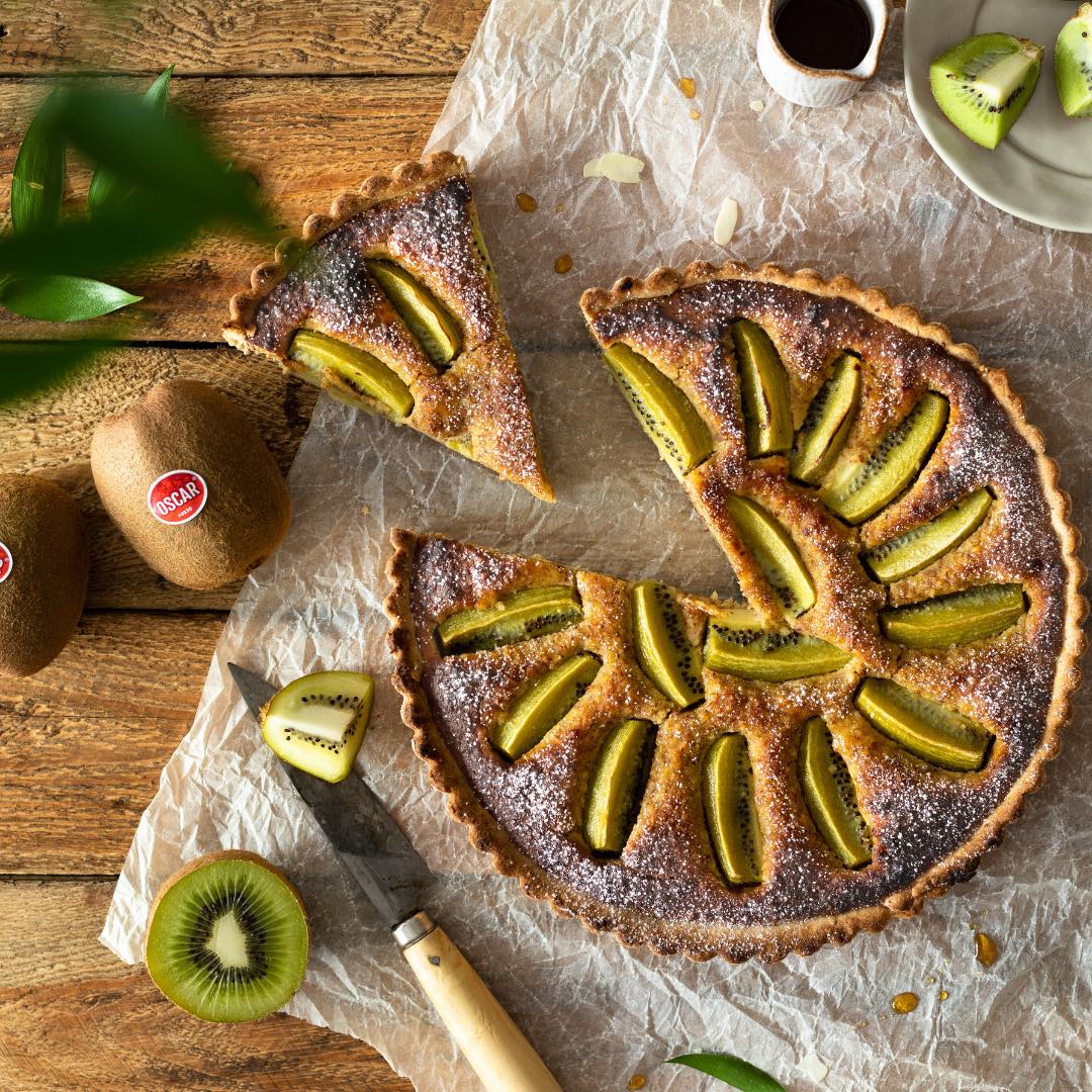 Oscar® kiwi and almond tart